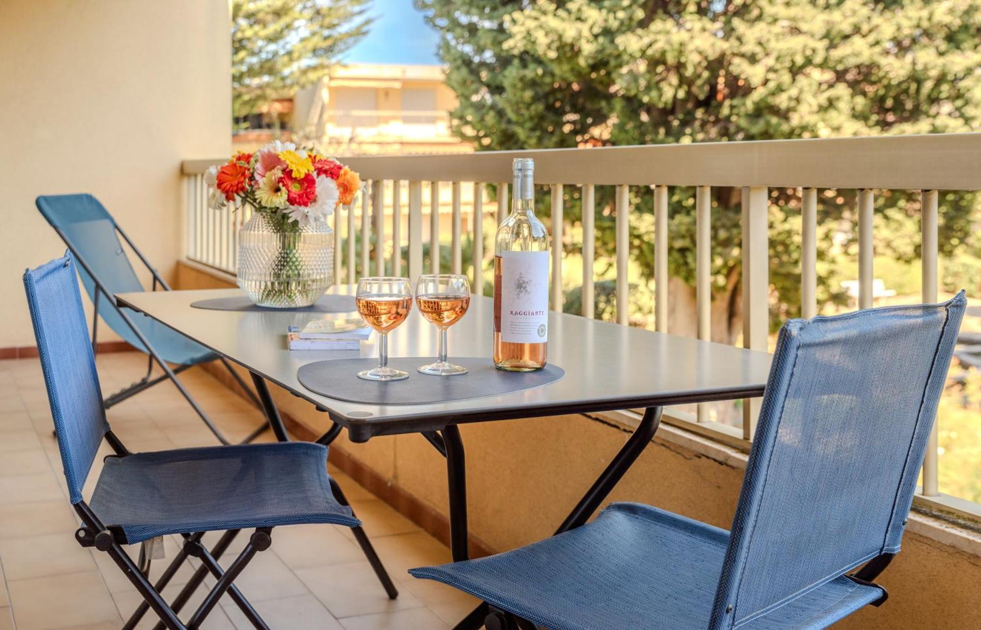 Les 15 Pins & La Mer -Your Green Getaway Near Sea & Beach Antibes Bagian luar foto
